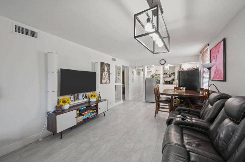 8421 FOREST HILLS Drive, #104, Coral Springs, FL 33065 IMG_0632