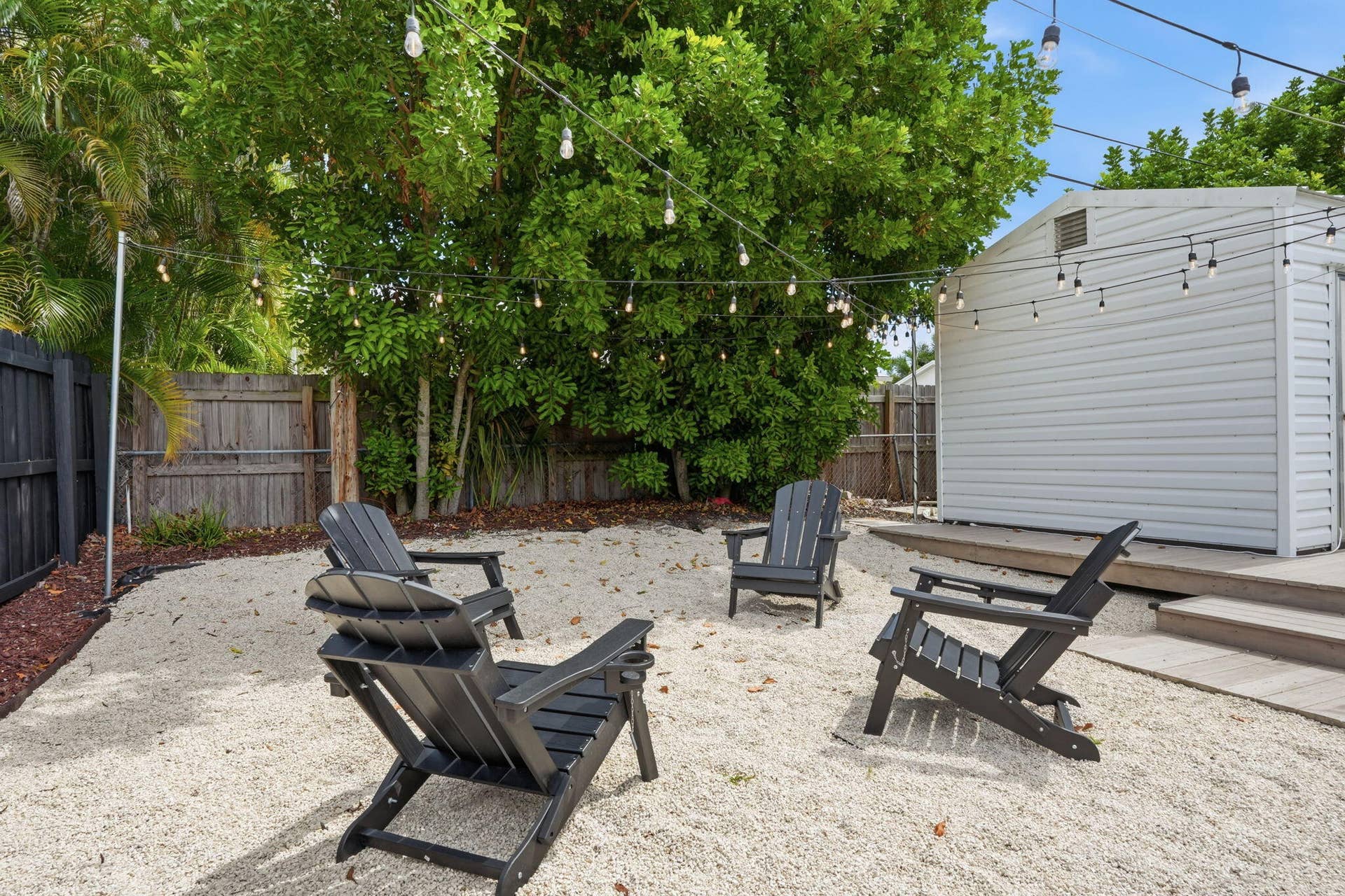 19145 SE Mayo Drive, Jupiter, FL 33469 Conversation & Stargazing pit