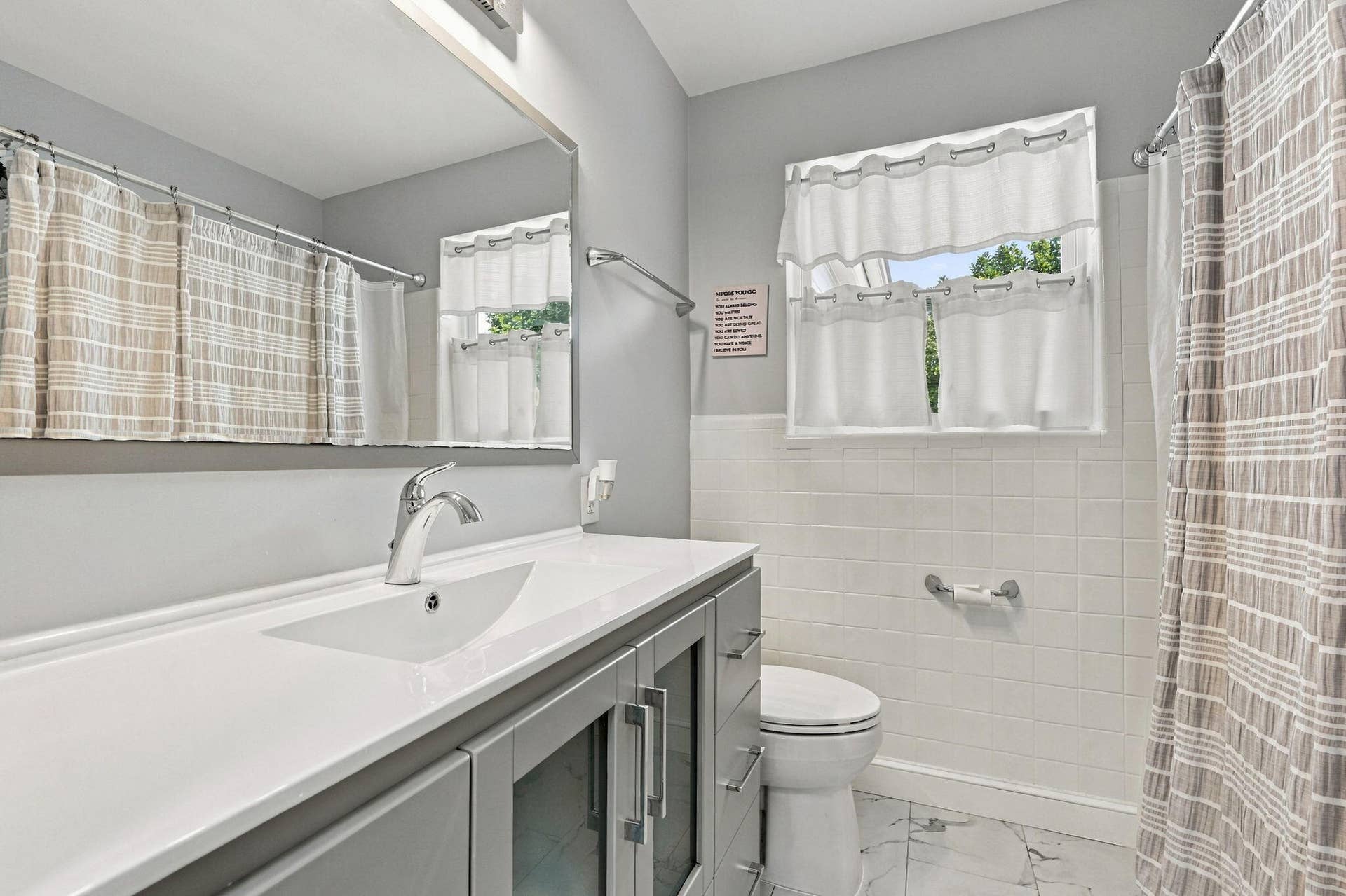 19145 SE Mayo Drive, Jupiter, FL 33469 Second Bathroom