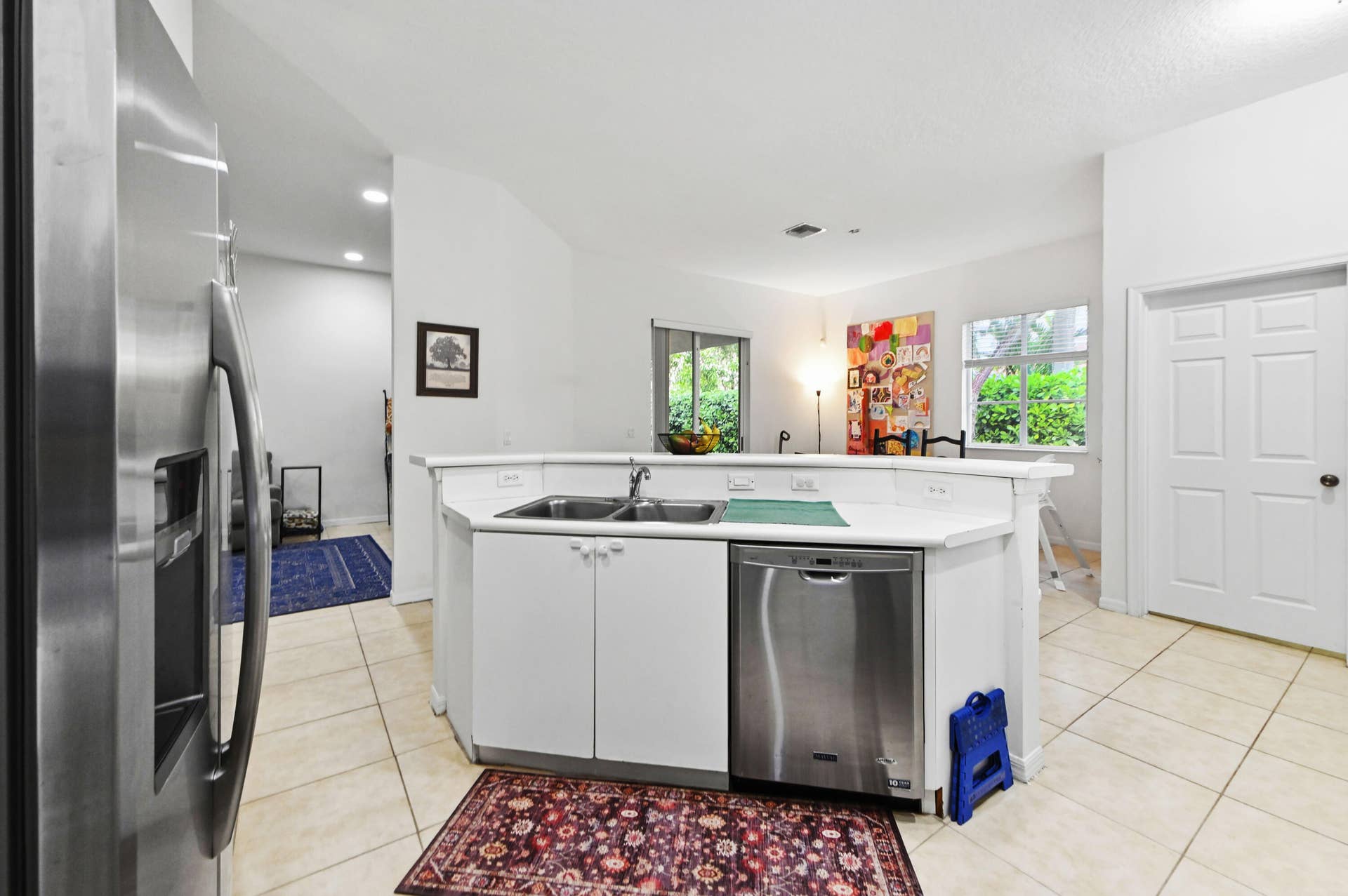 19 Kitchen 03
