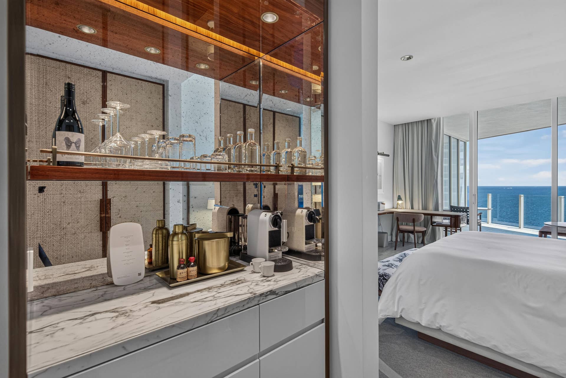 King Oceanview Connected Lock-Off Hotel Style Suite w/ WET BAR