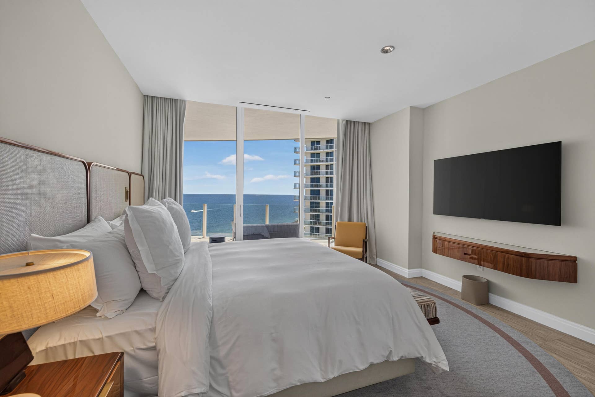 King Oceanview Primary Located inside Main Residence