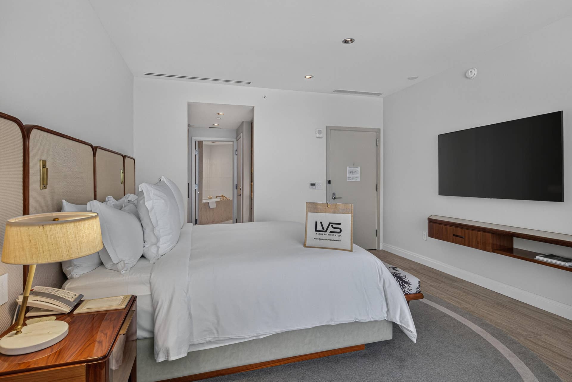 King Oceanview Connected Lock-Off Hotel Style Suite