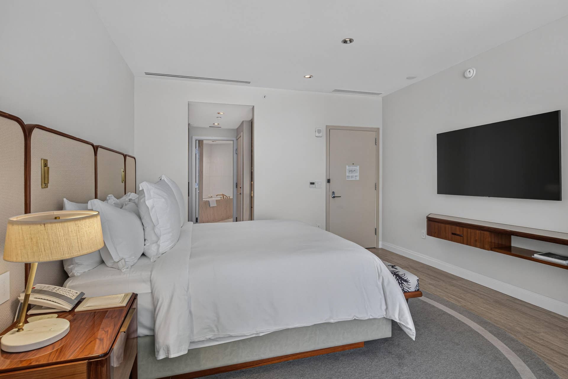 King Oceanview Connected Lock-Off Hotel Style Suite