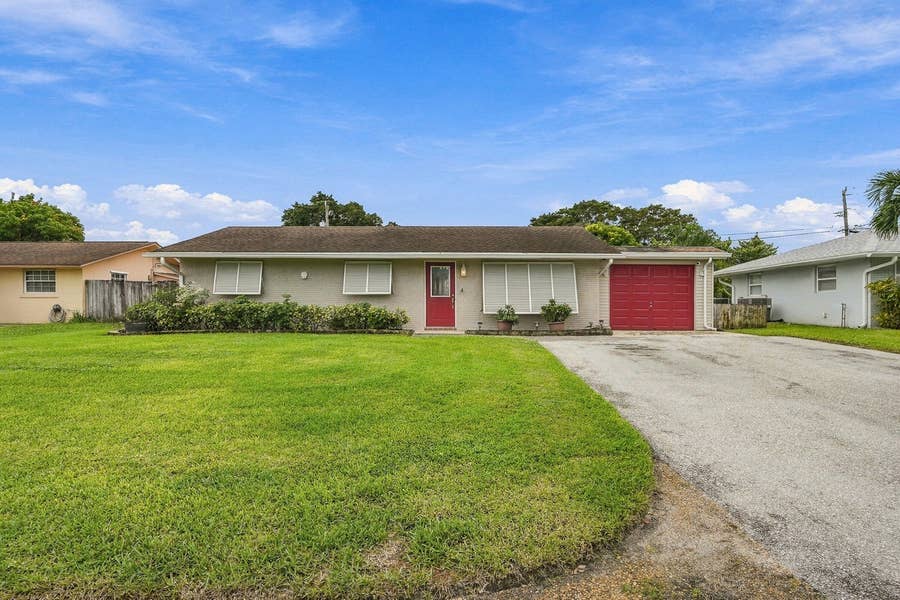 Property photo for 4400 Crestdale Street, Palm Beach Gardens, FL
