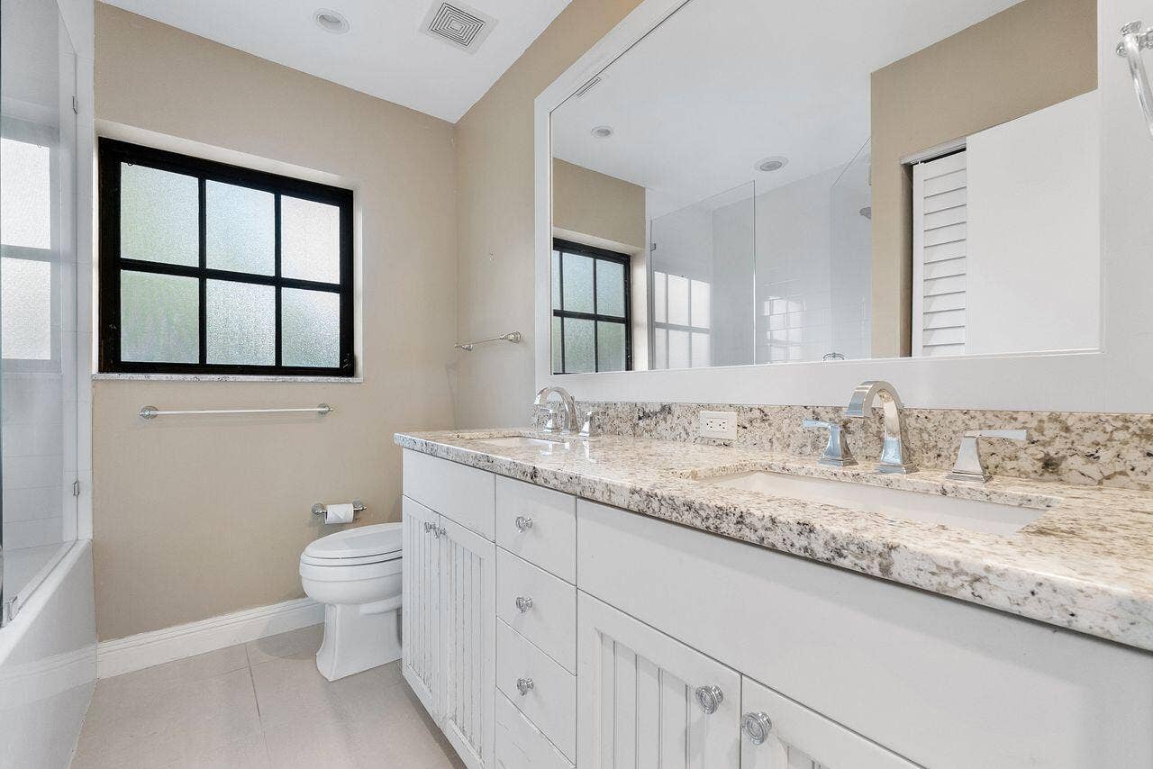 1350 W TERRA MAR Drive, Pompano Beach, FL 33062 Guest Bath