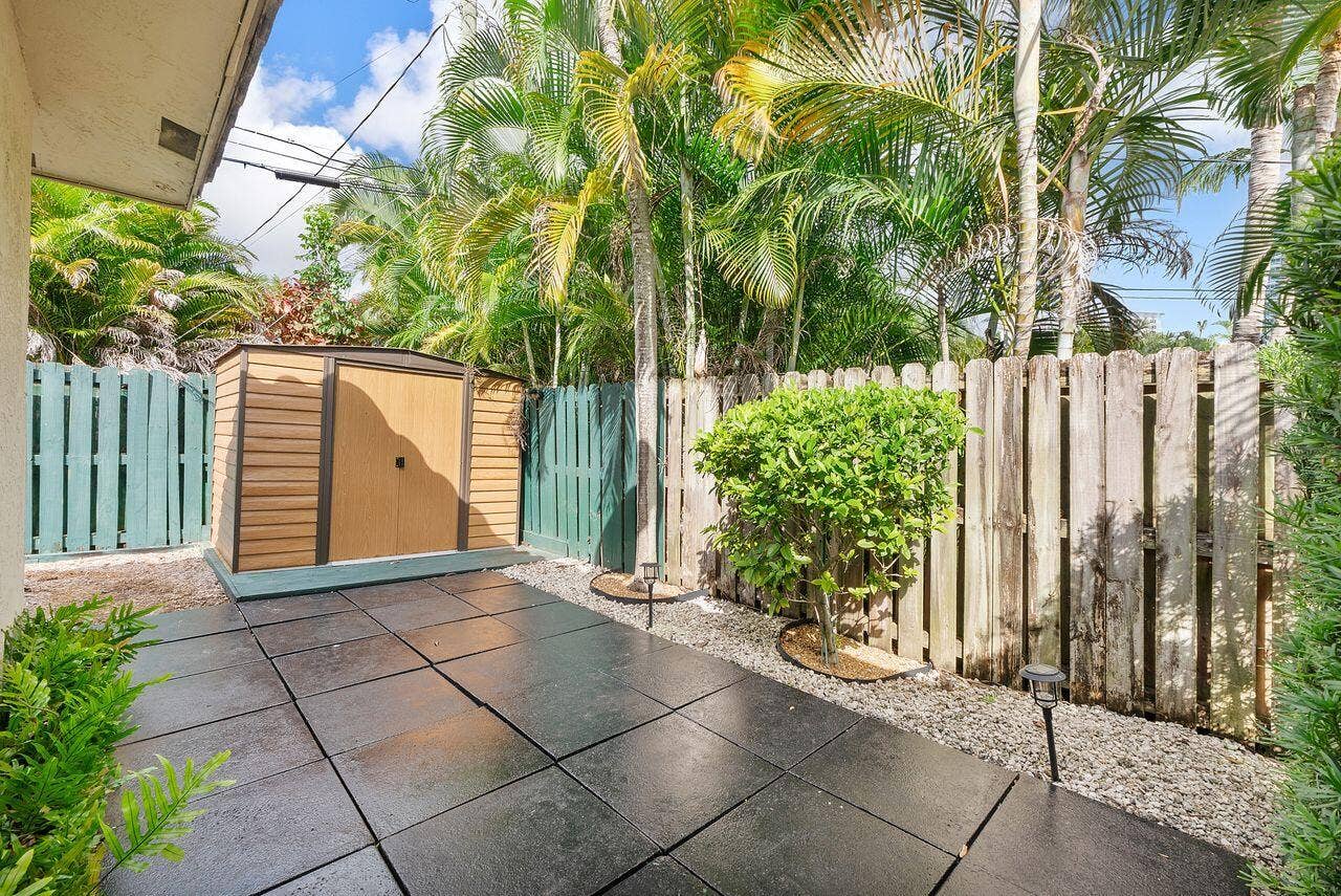 1350 W TERRA MAR Drive, Pompano Beach, FL 33062 East Side