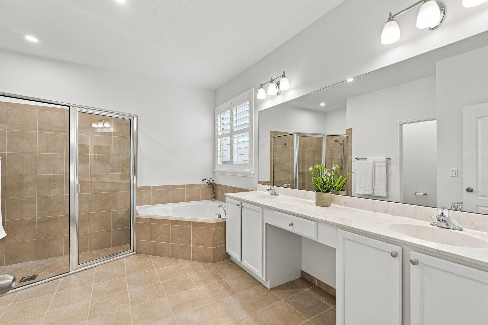 198 UMBRELLA Place, Jupiter, FL 33458 16-web-or-mls-198_Umbrella_Place_044