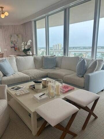 OPEN CONCEPT LIVING AREA