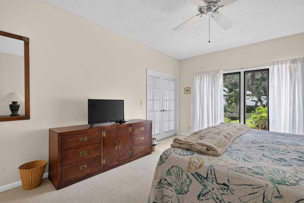 5361 SE Merion Way, Stuart, FL 34997 101926-294