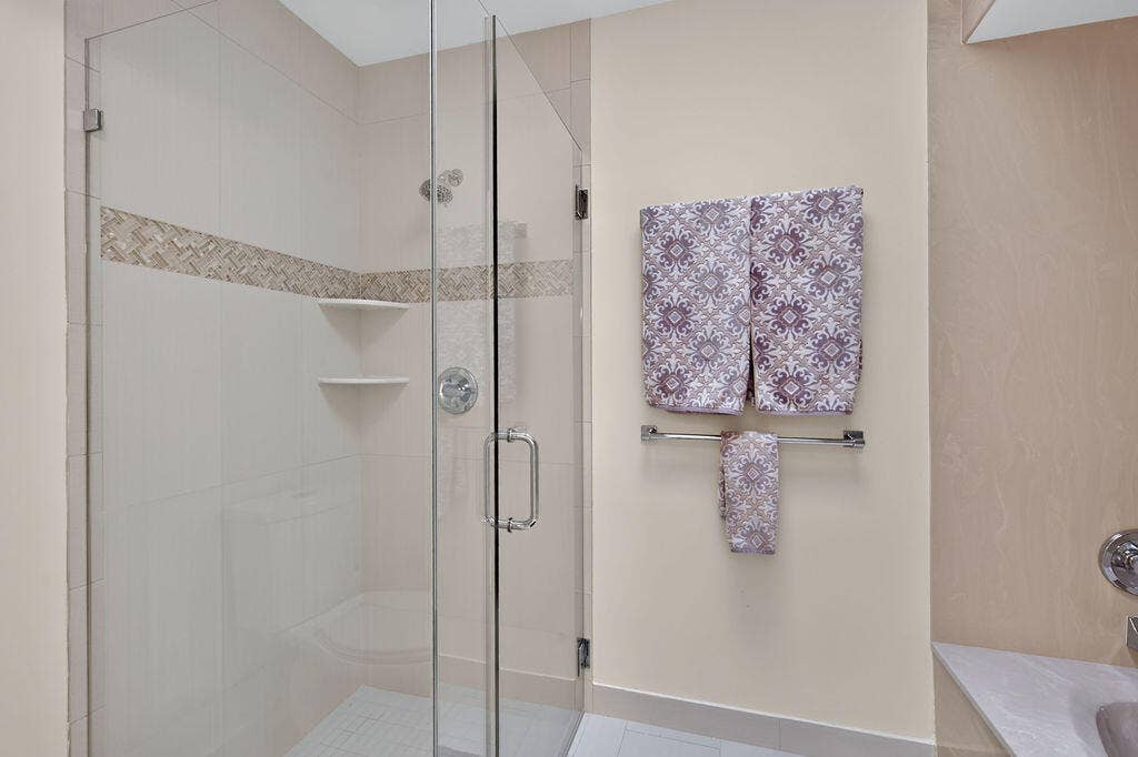 5361 SE Merion Way, Stuart, FL 34997 101926-302