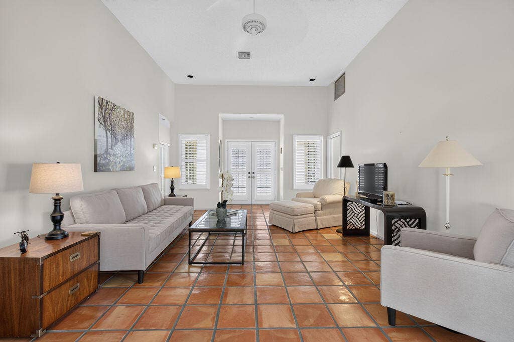 5361 SE Merion Way, Stuart, FL 34997 101926-257