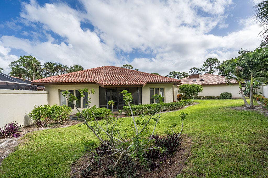 5361 SE Merion Way, Stuart, FL 34997 MarinersSand-2