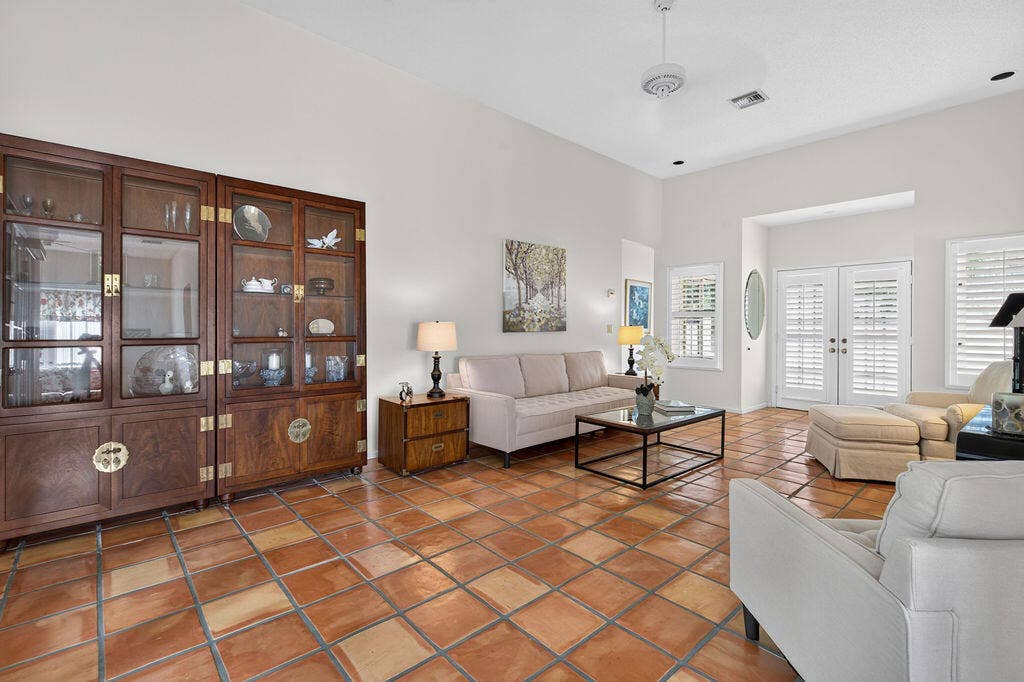 5361 SE Merion Way, Stuart, FL 34997 101926-254