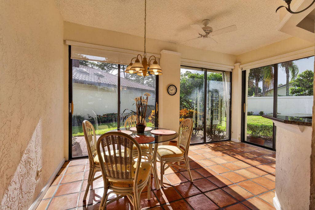 5361 SE Merion Way, Stuart, FL 34997 101926-278