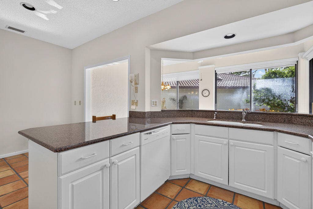 5361 SE Merion Way, Stuart, FL 34997 101926-276