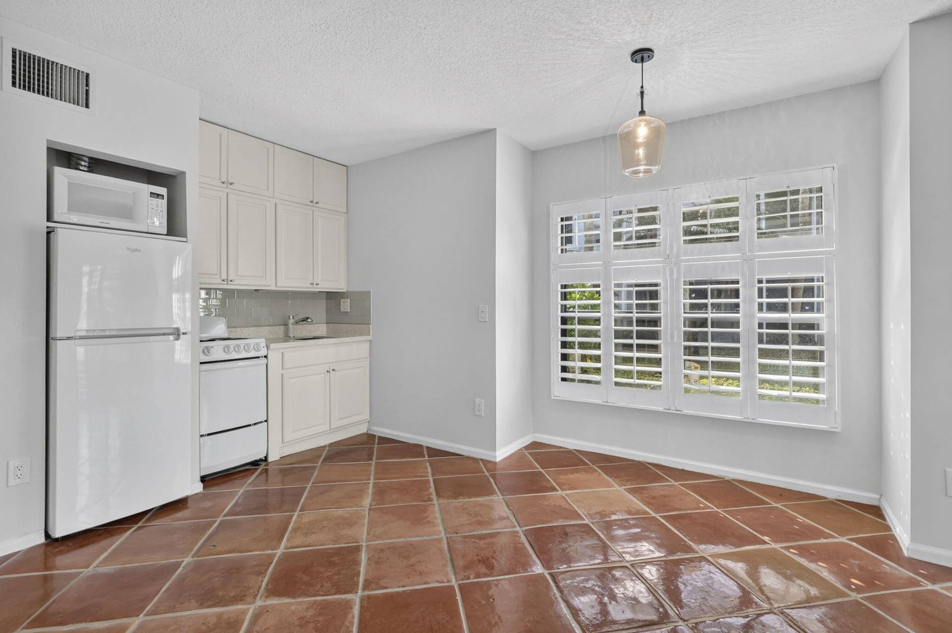 57-web-or-mls-BS1A5329