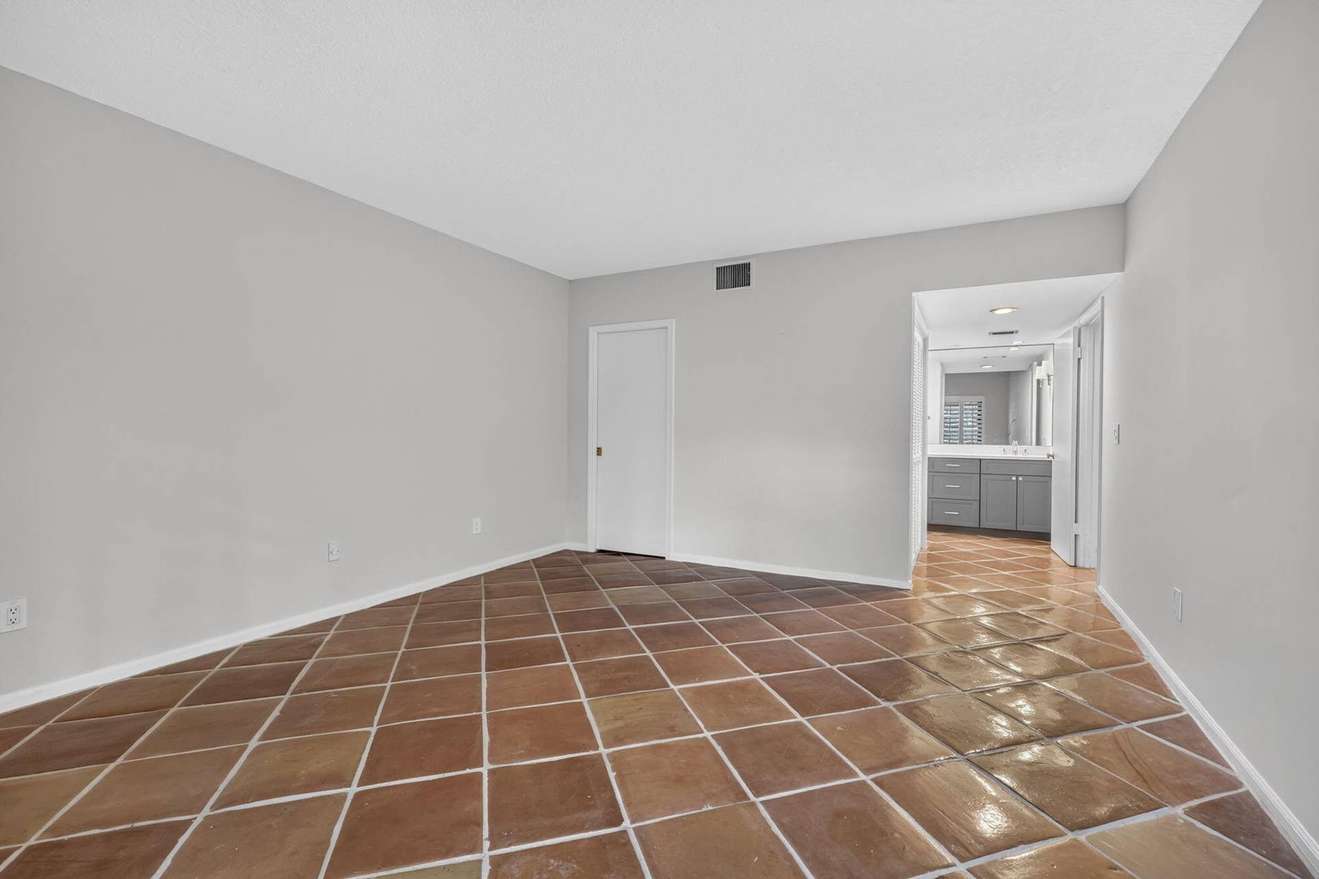 28-web-or-mls-BS1A5167
