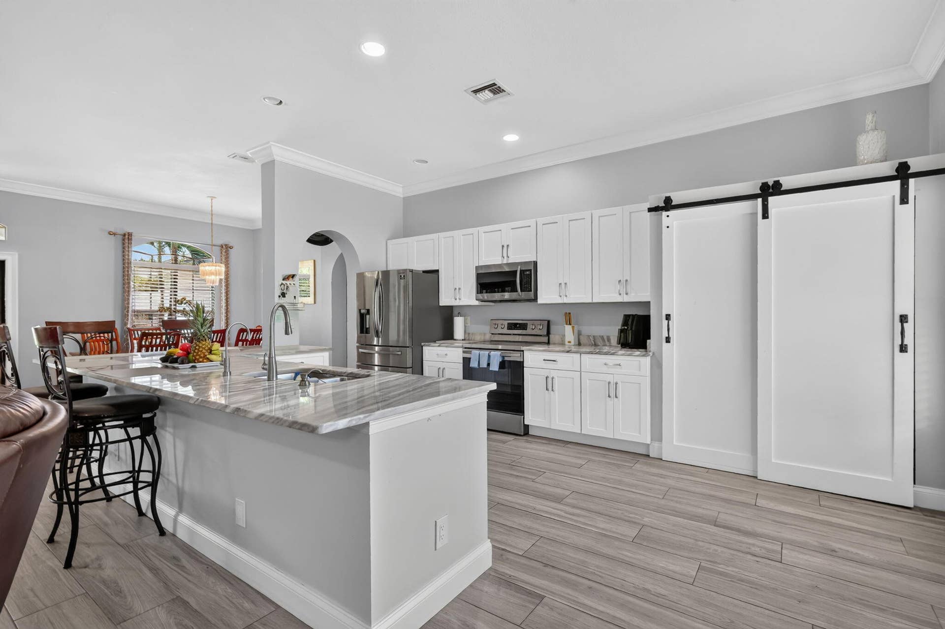 442 SW TULIP Boulevard, Port St Lucie, FL 34953 17-web-or-mls-5P1A4947