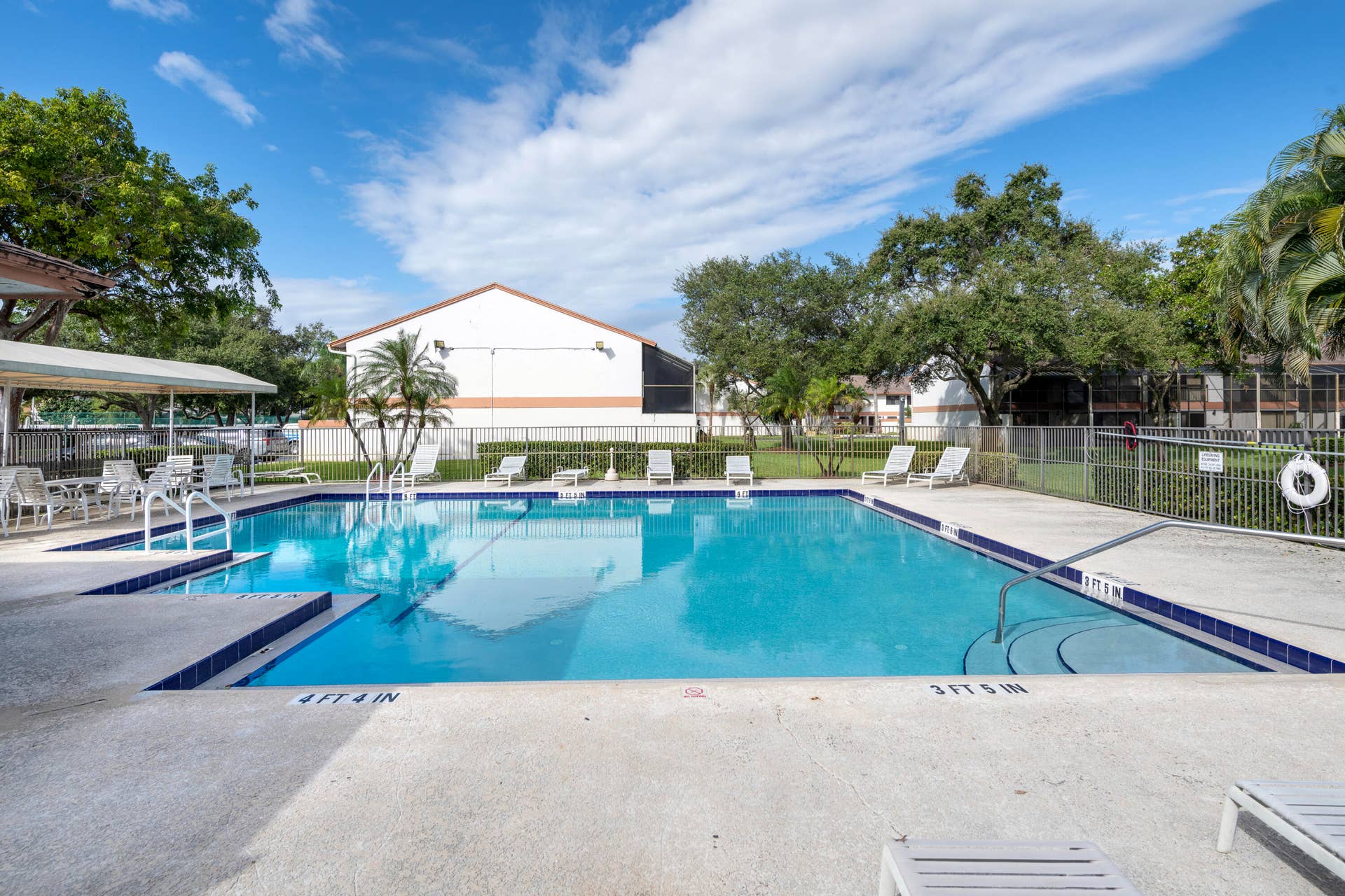 4421 SW 70TH Terrace, Davie, FL 33314 community pool