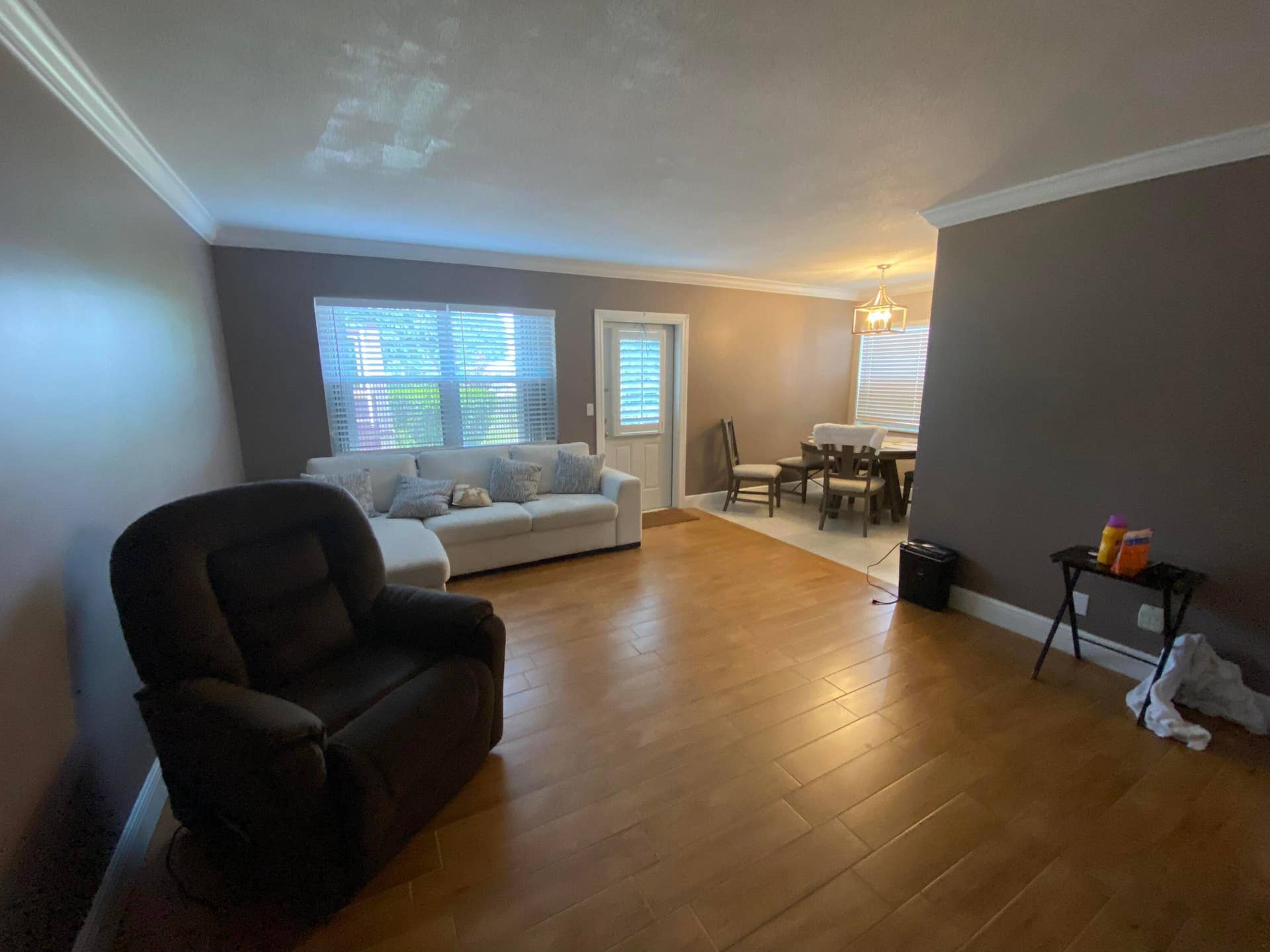 Living Room 4