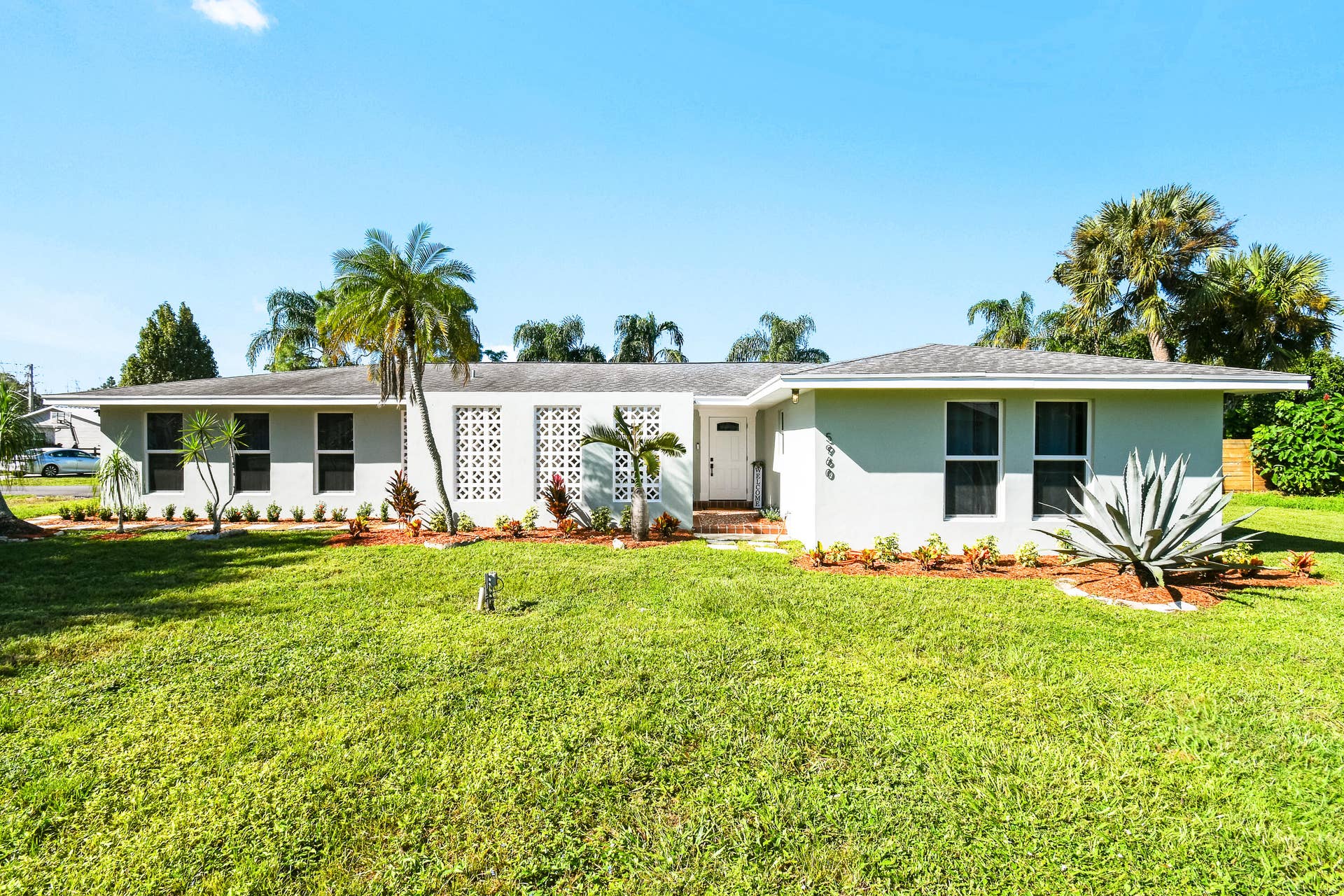 5960 SE NORMANDY Avenue, Stuart, FL 34997 Huge Lot, front exterior