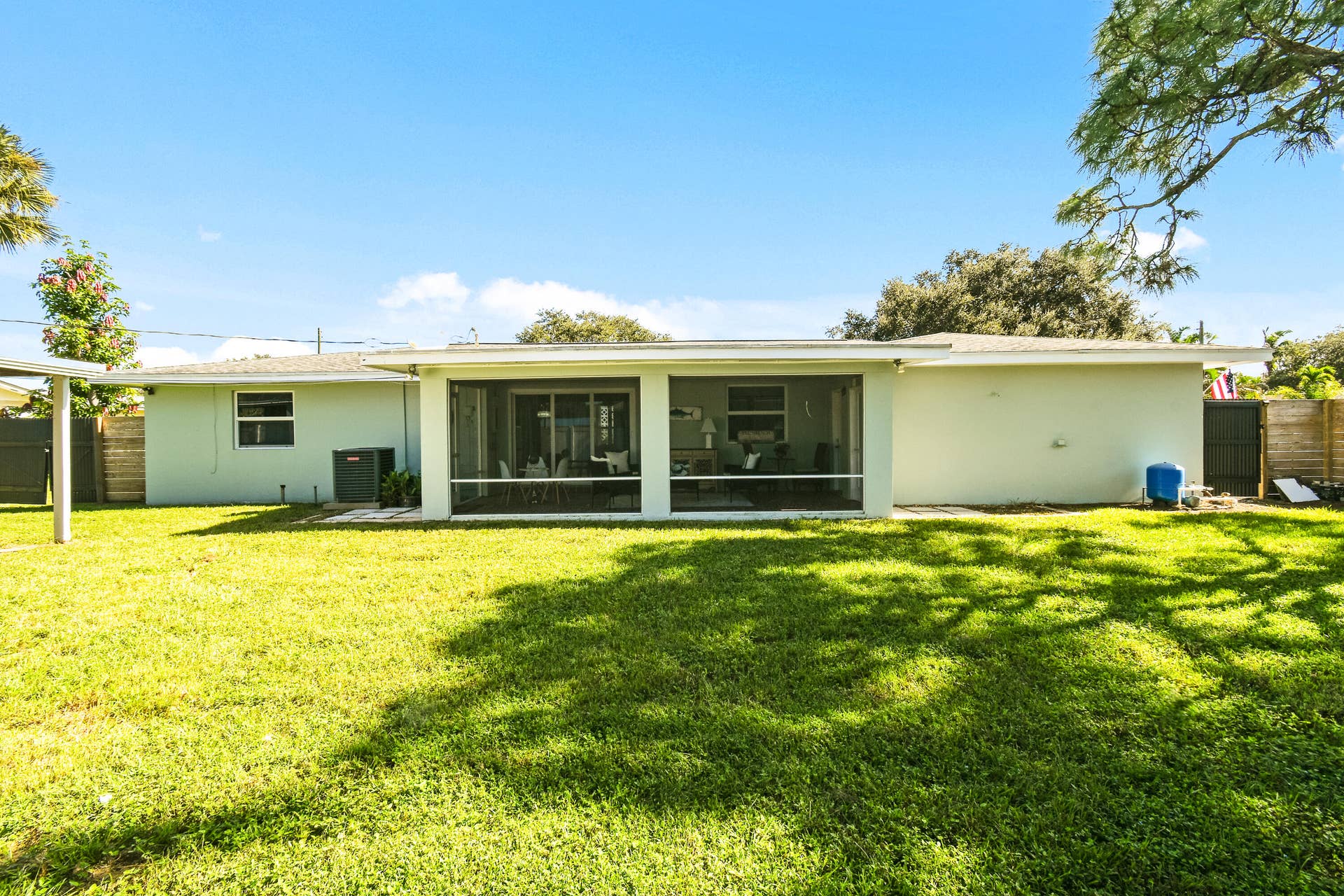 5960 SE NORMANDY Avenue, Stuart, FL 34997 Huge backyard