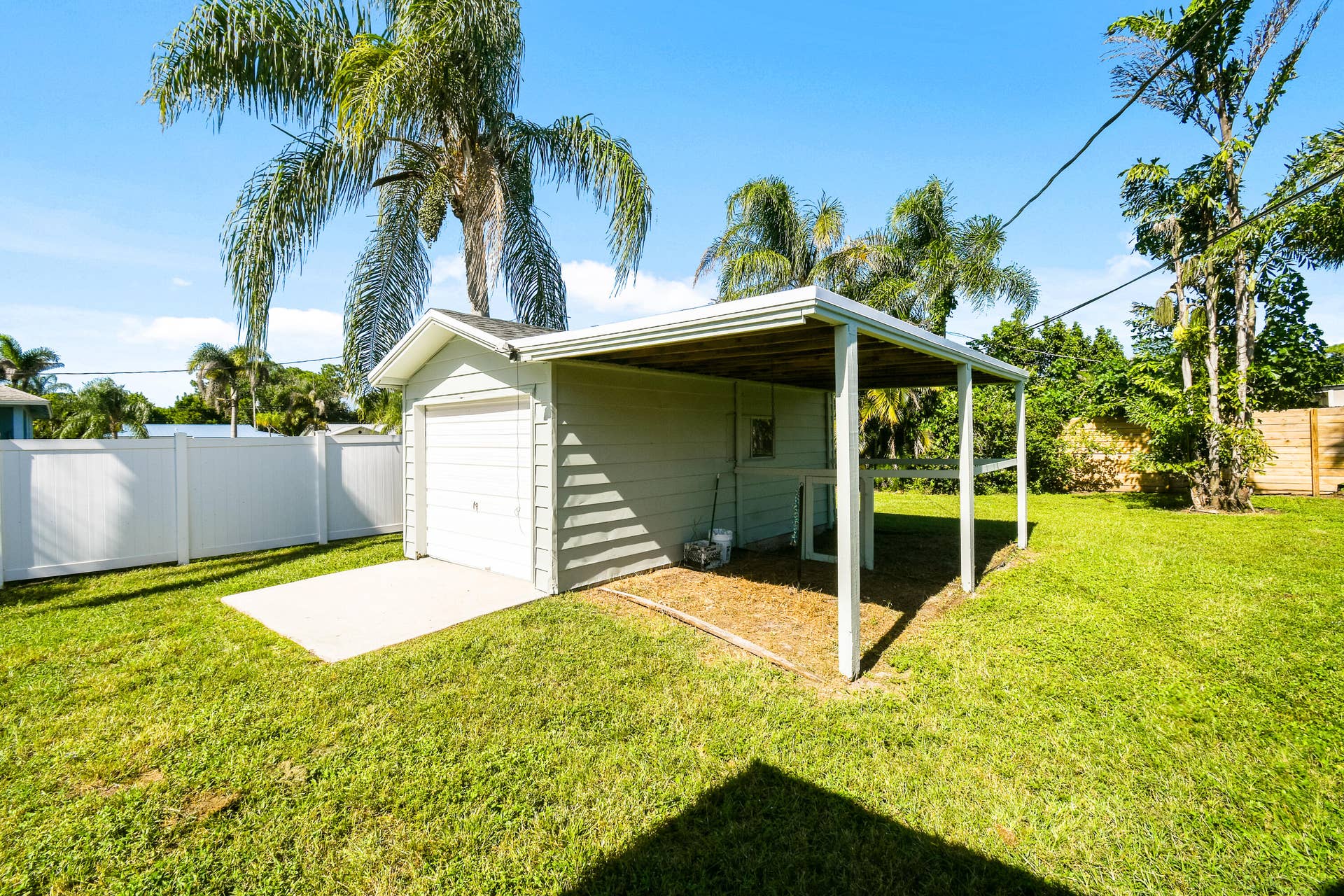 5960 SE NORMANDY Avenue, Stuart, FL 34997 Barn/Shed
