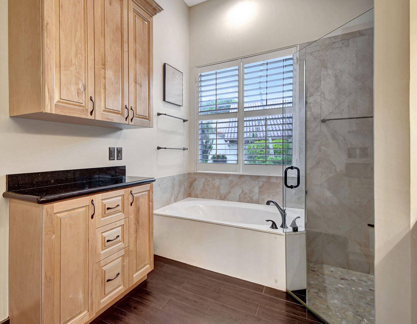 23437 Water Circle, Boca Raton, FL 33486 Primary Bathroom