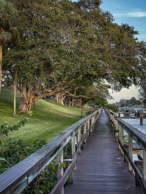 23437 Water Circle, Boca Raton, FL 33486 Marina Walkway