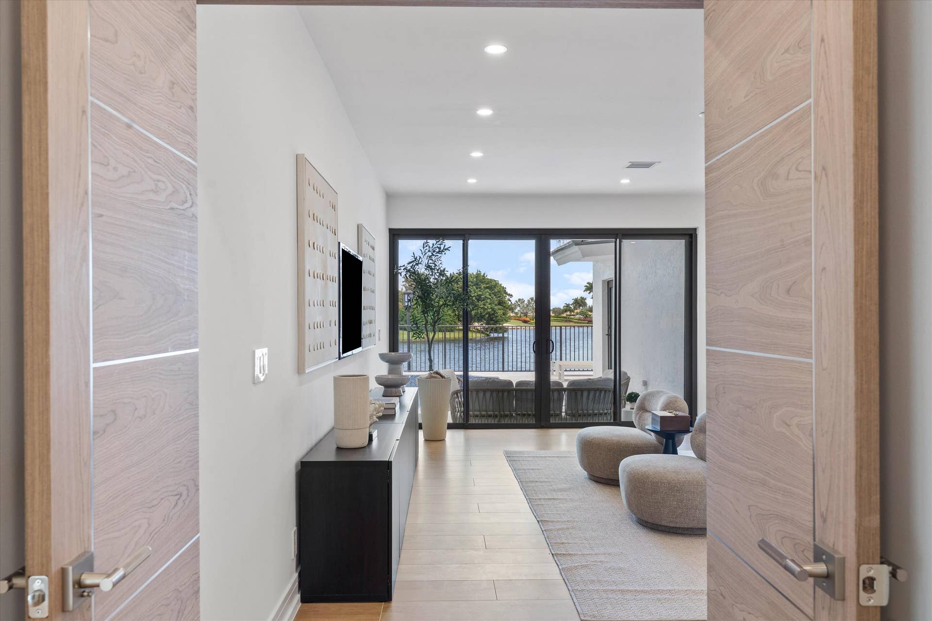 10747 STONEBRIDGE Boulevard, Boca Raton, FL 33498 38-10747 Stonebridge Blvd Boca Raton, FL