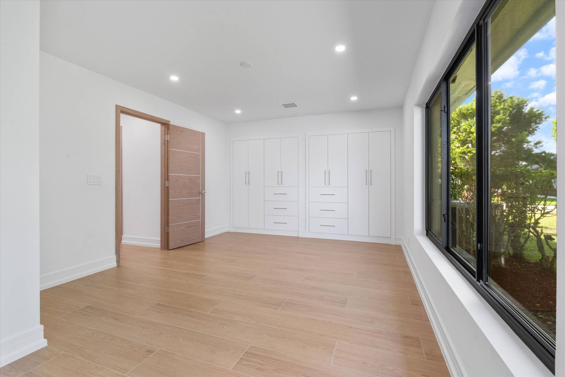 10747 STONEBRIDGE Boulevard, Boca Raton, FL 33498 60-10747 Stonebridge Blvd Boca Raton, FL