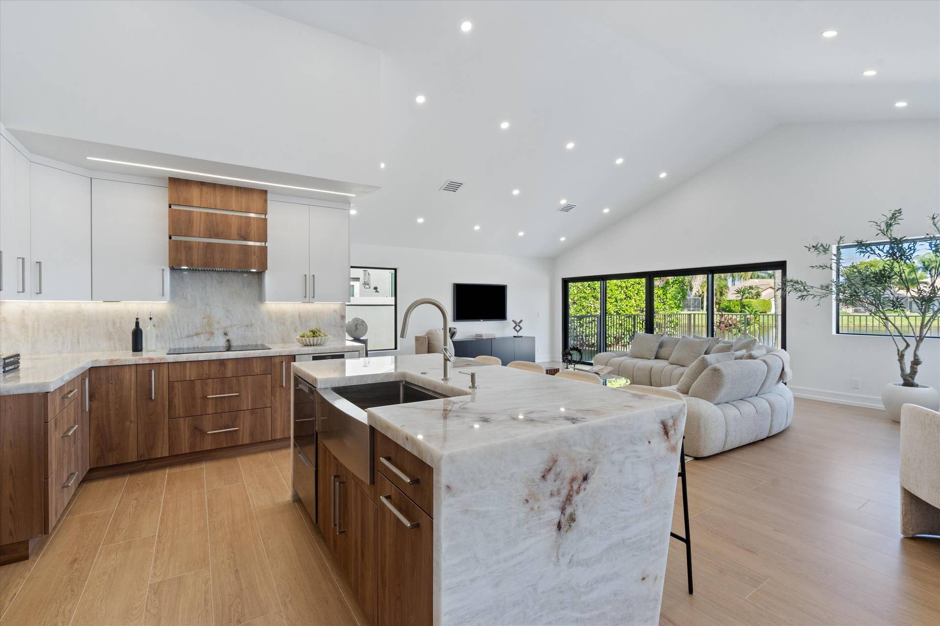 10747 STONEBRIDGE Boulevard, Boca Raton, FL 33498 16-10747 Stonebridge Blvd Boca Raton, FL