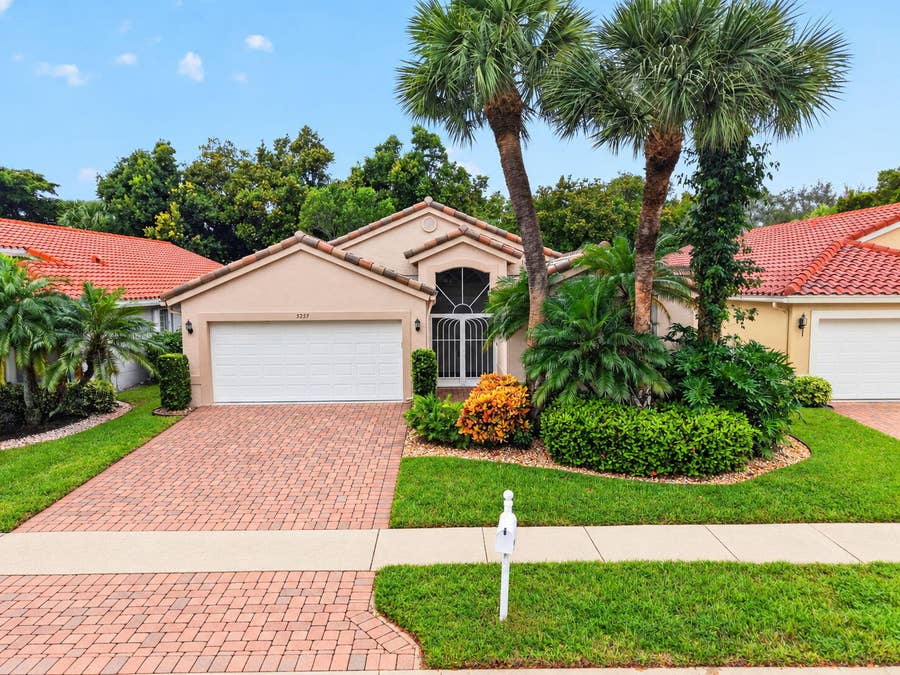 Property photo for 5257 GLENVILLE Drive, Boynton Beach, FL