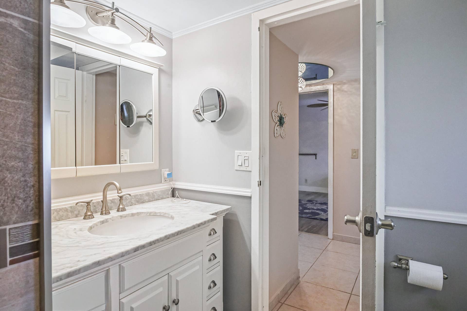 3593 Birdie Drive, #502, Lake Worth, FL 33467 GUEST BTH