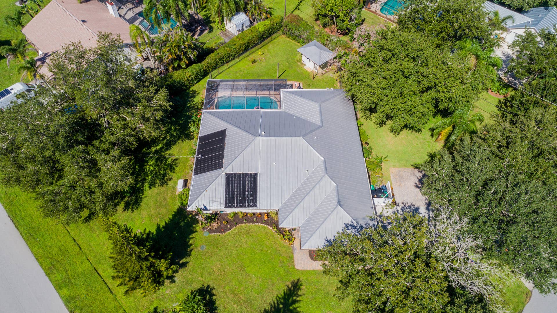 3098 SE BUR Street, Port St Lucie, FL 34952 Your private Oasis
