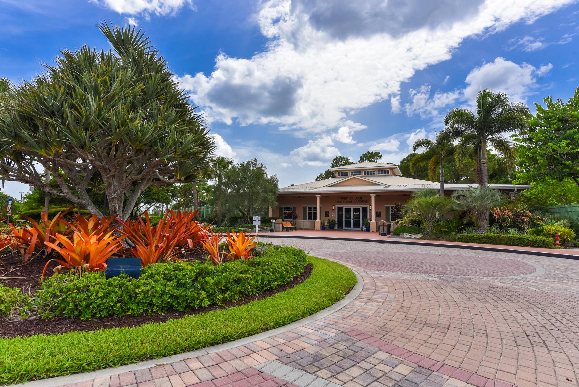 3098 SE BUR Street, Port St Lucie, FL 34952 Discover the heart of Sandpiper Bay! Enjoy community activities including Christmas extravaganzas, Trunk-or-Treat celebrations, a scenic boardwalk, and gorgeous gardens. A wonderful place to connect with neighbors and enjoy the Florida lifestyle!