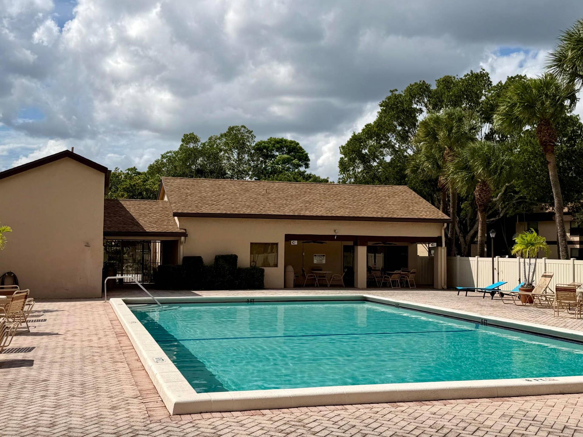2622 N CARAMBOLA Circle N, #1708, Coconut Creek, FL 33066 IMG_4299