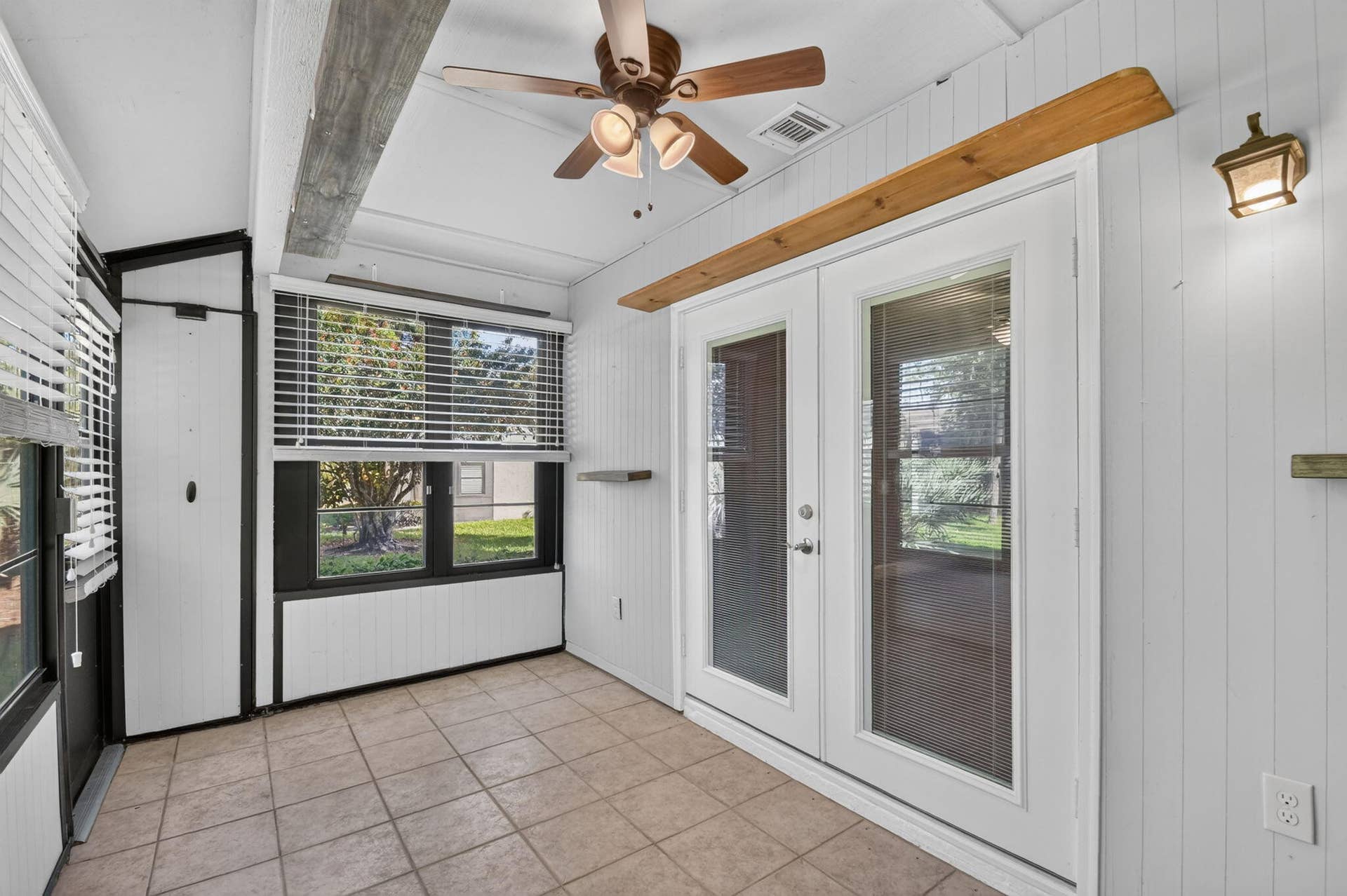 Blinds & Door to the outside