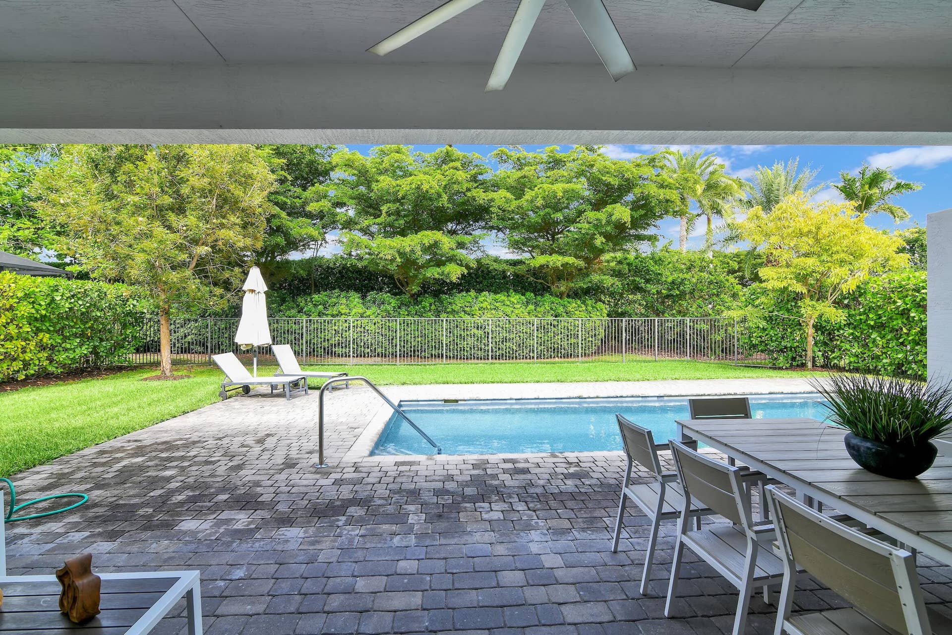 9815 Steamboat Springs Circle, Delray Beach, FL 33446 Covered patio