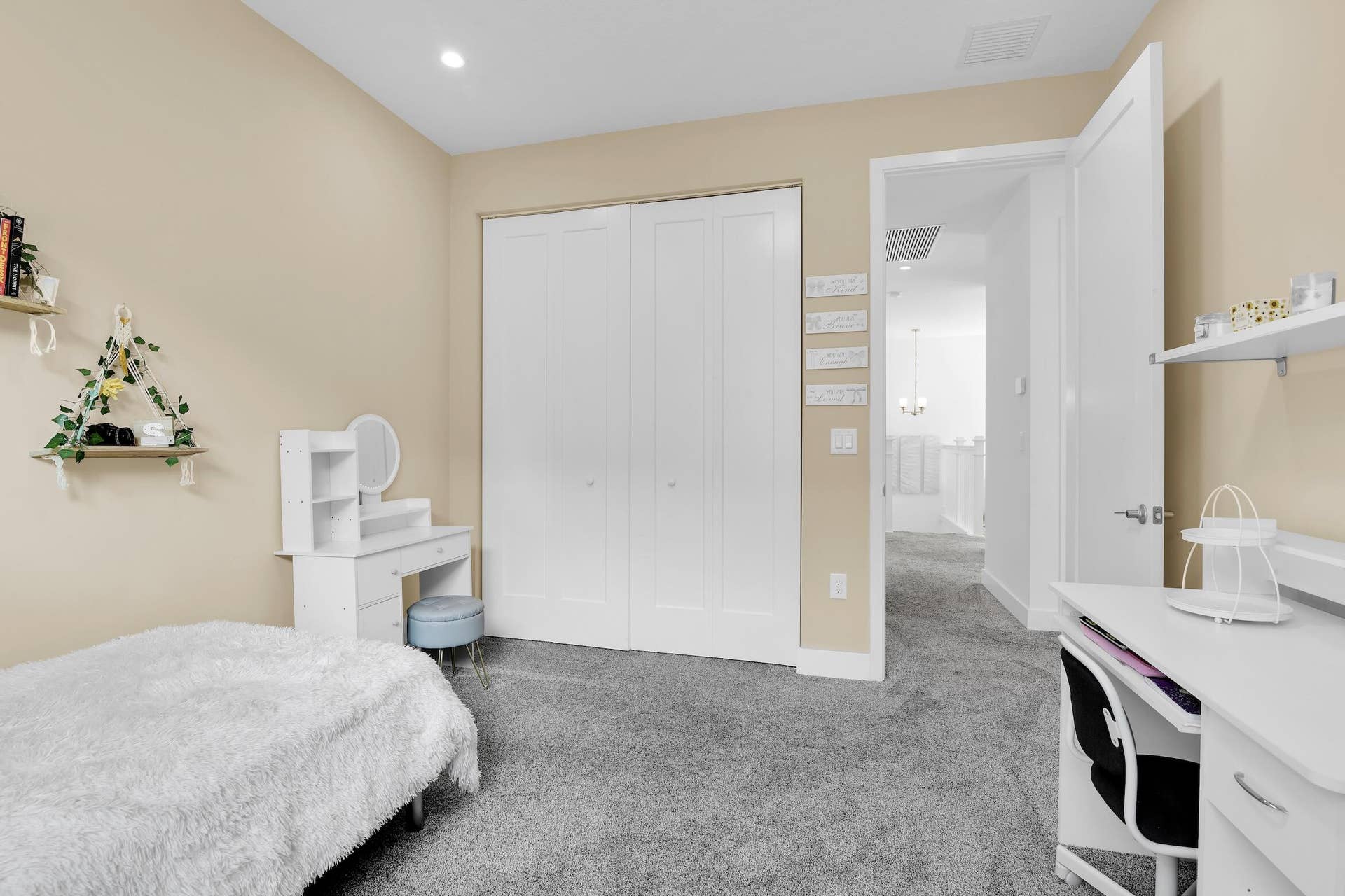 9815 Steamboat Springs Circle, Delray Beach, FL 33446 Room 2
