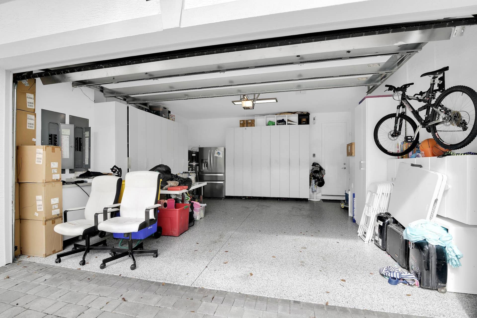 9815 Steamboat Springs Circle, Delray Beach, FL 33446 Garage