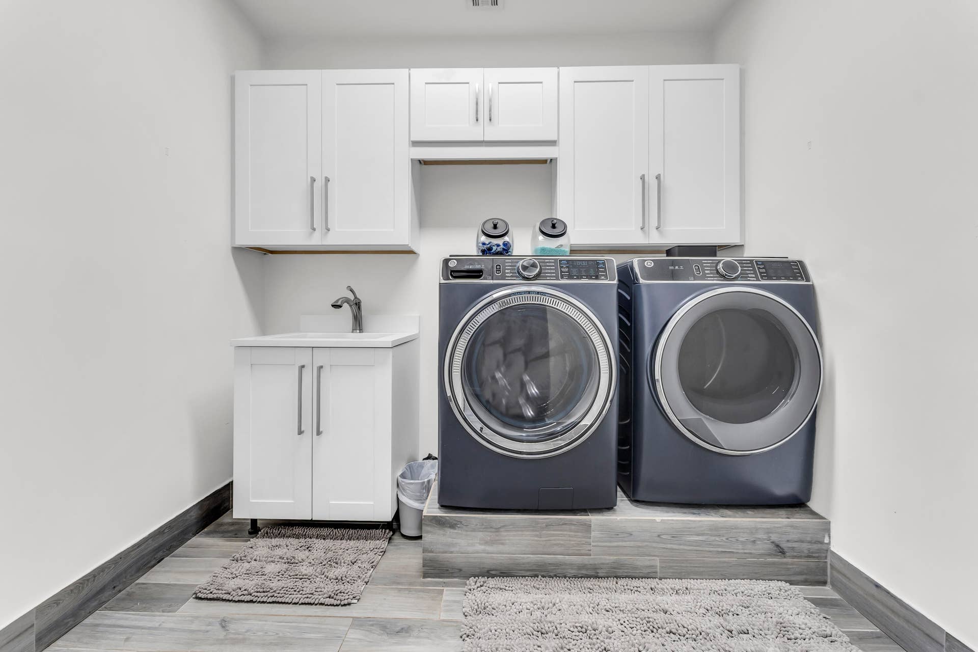 1472 SW 13TH Street, Boca Raton, FL 33486 Laundry2