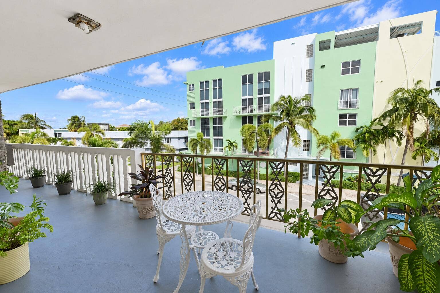 C5 balcony 2