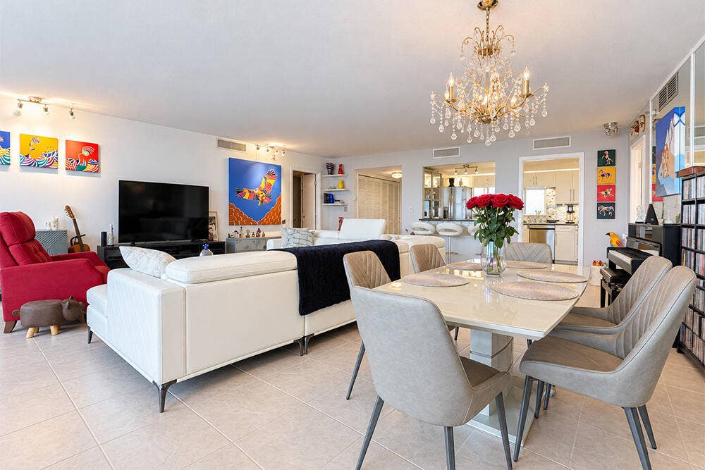 2480 PRESIDENTIAL Way, #802, West Palm Beach, FL 33401 Dining Area