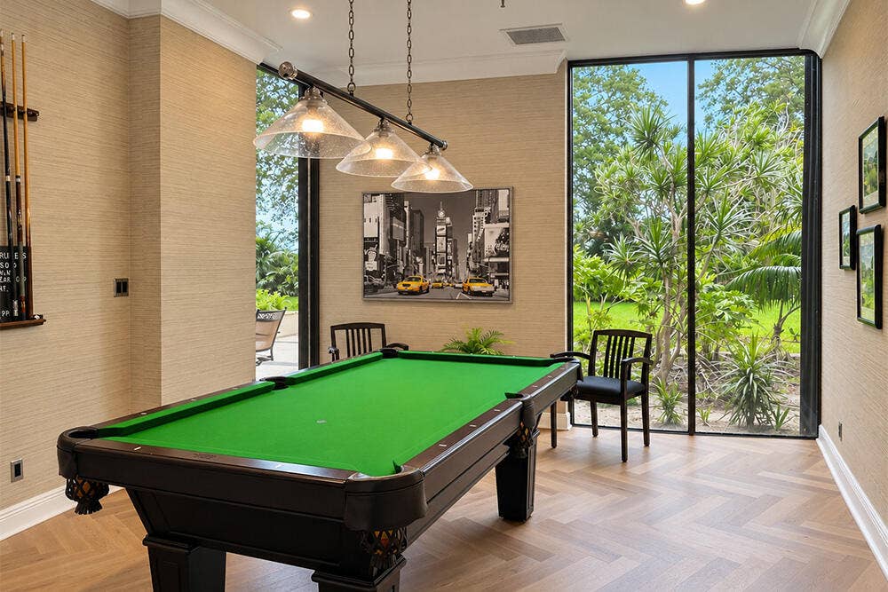 2480 PRESIDENTIAL Way, #802, West Palm Beach, FL 33401 Pool Room