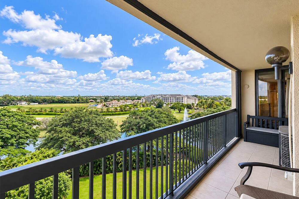2480 PRESIDENTIAL Way, #802, West Palm Beach, FL 33401 Balcony