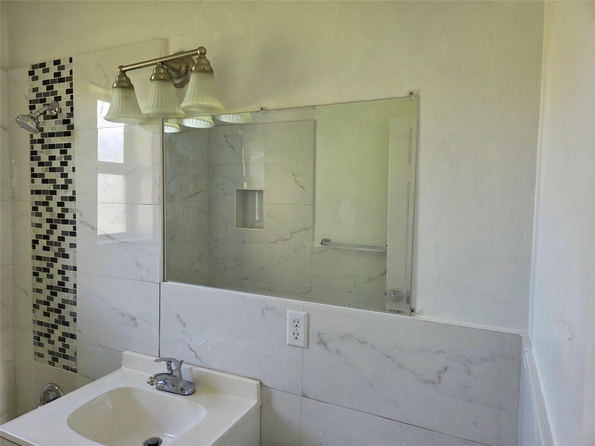 5241 NE 15TH Terrace, Pompano Beach, FL 33064 Photo 14