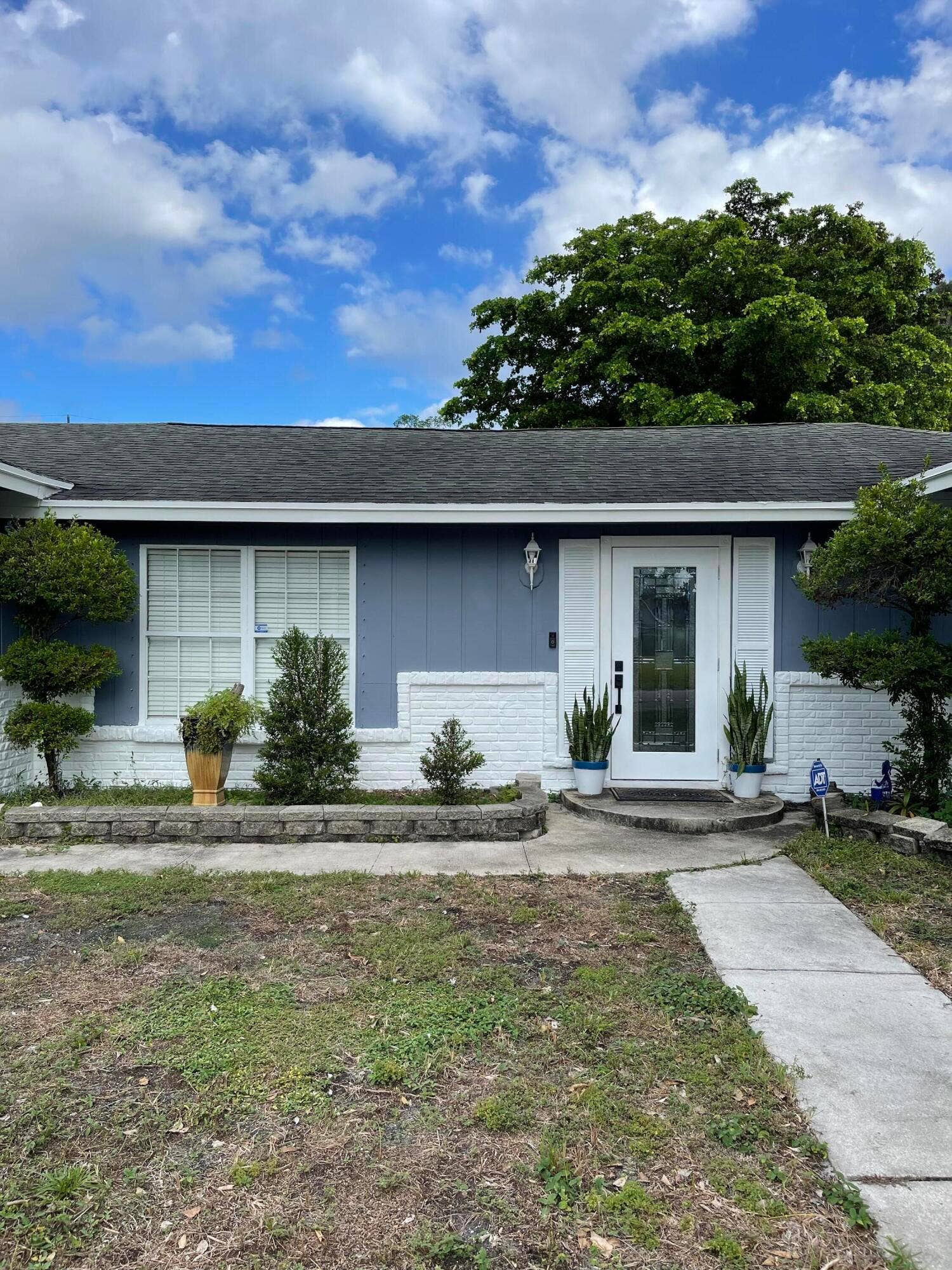 3932 CORRIGAN Court, Palm Springs, FL 33461 20231009013352577723000000-o
