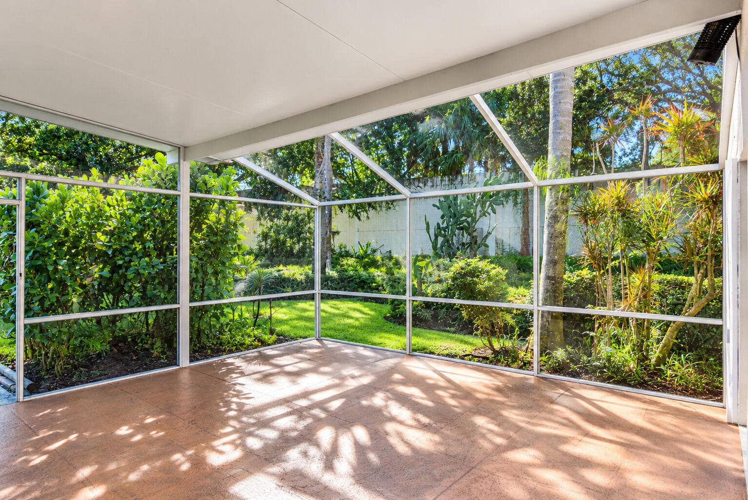 3233 SW SUNSET TRACE Circle, Palm City, FL 34990 Patio furniture AI removed